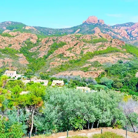 Rive Nature Cote Parc Et Riviere Apartment Saint-Raphael (Var)