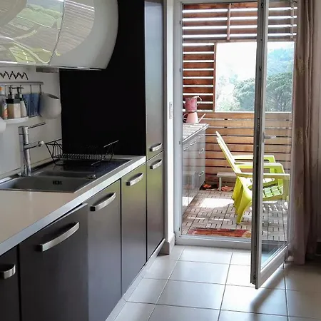 Rive Nature Cote Parc Et Riviere Διαμέρισμα *